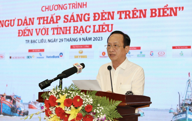 Chủ tịch UBND tỉnh Bạc Liêu phát biểu tại chương trình - Ảnh: HỒNG NHUNG 
