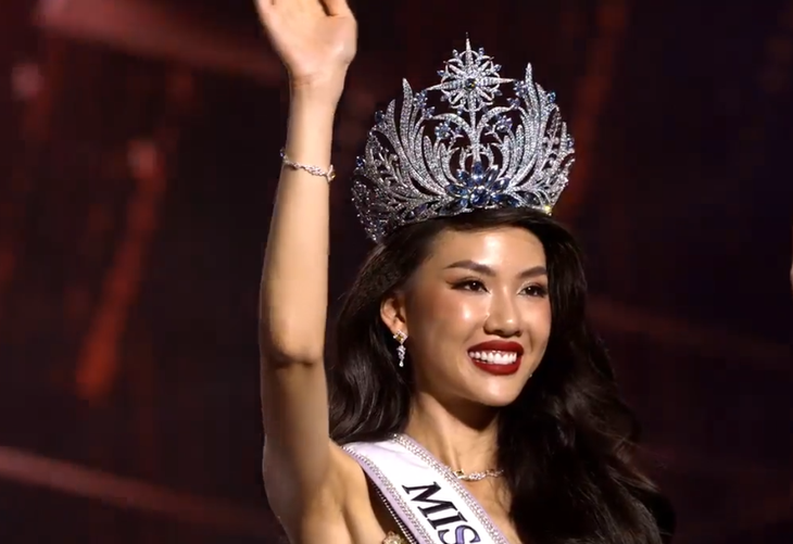 Bùi Quỳnh Hoa chính thức đăng quang Miss Universe Vietnam 2023.