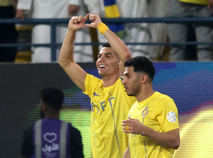 Ronaldo thể hiện phong độ ấn tượng khi ghi bàn ở 4 trận liên tiếp cho Al Nassr - Ảnh: REUTERS