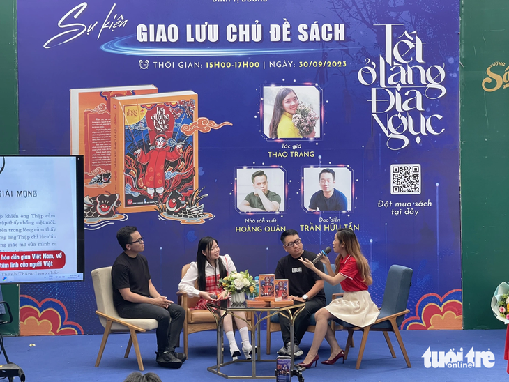 Từ trái qua: Nhà sản xuất Hoàng Quân, tác giả Thảo Trang, đạo diễn Trần Hữu Tấn - Ảnh: THÁI THÁI
