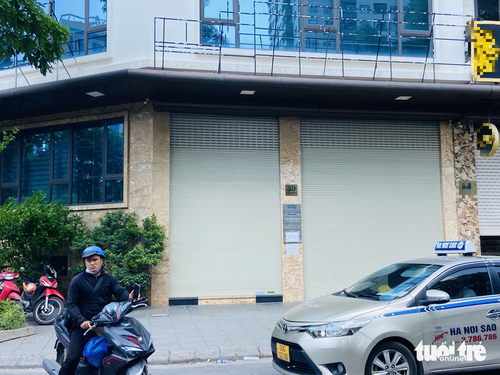 Trụ sở Tập đoàn Mỹ Hạnh tại số 39 đường Nguyễn Quốc Trị đã tháo dỡ biển hiệu - Ảnh: QUANG THẾ