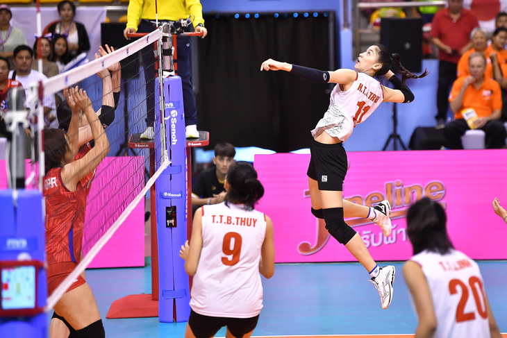 Tuyển bóng chuyền nữ Việt Nam đã chơi nỗ lực trước Nhật Bản - Ảnh: SSM