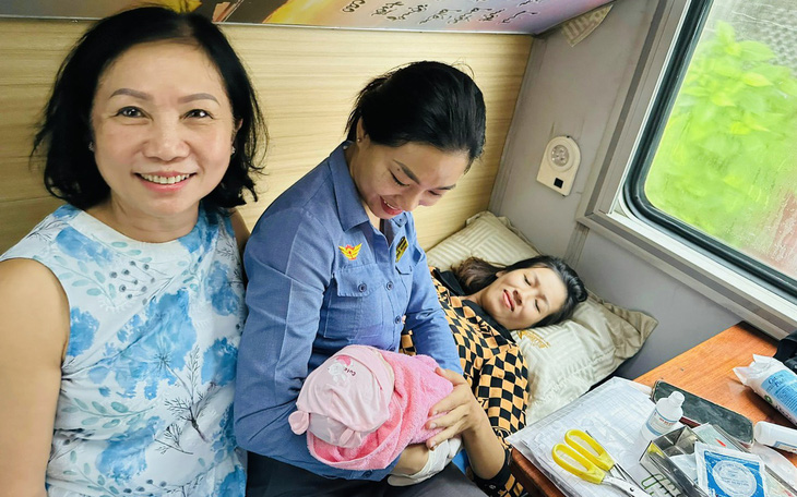 Sản phụ sinh con trên tàu lửa từ TP.HCM đi Đà Nẵng