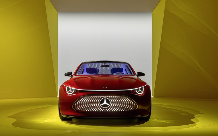 Mercedes-Benz làm xe điện 
