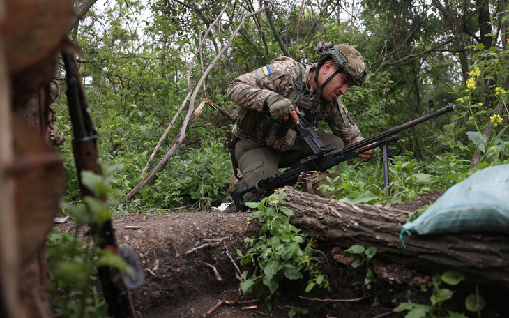 Tư lệnh Ukraine thừa nhận gặp khó ở miền đông