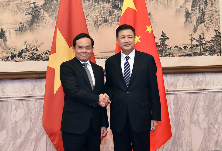 Phó thủ tướng Việt Nam Trần Lưu Quang (trái) đã có cuộc hội kiến với Bộ trưởng Bộ Công an Trung Quốc Vương Tiểu Hồng hôm 5-9 - Ảnh: BỘ NGOẠI GIAO VIỆT NAM