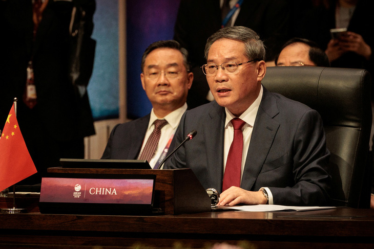 Thủ tướng Trung Quốc, ông Lý Cường, phát biểu tại Hội nghị Cấp cao ASEAN lần thứ 43 ở Jakarta, Indonesia ngày 6-9 - Ảnh: REUTERS