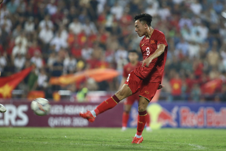 Khả năng dứt điểm là một trong những vấn đề nan giải của U23 Việt Nam - Ảnh: H.TÙNG