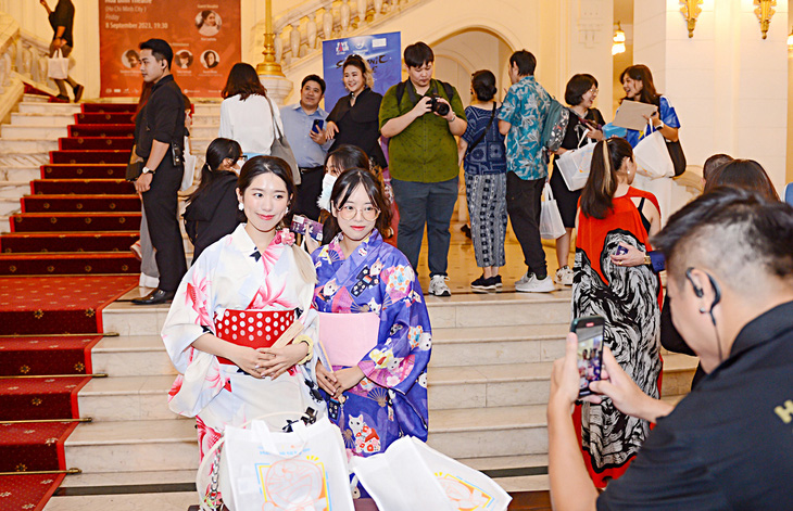 Khán giả cosplay đến nghe Symphonic Anime tại Hà Nội - Ảnh: BTC
