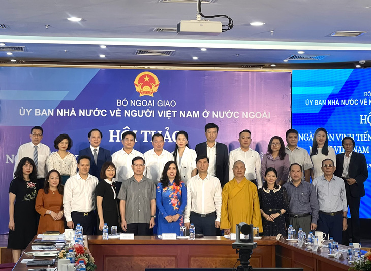 Hội thảo tổng kết triển khai Kế hoạch Ngày Tôn vinh tiếng Việt trong cộng đồng người Việt Nam ở nước ngoài năm 2023 diễn ra vào sáng 8-9 - Ảnh: THANH HIỀN