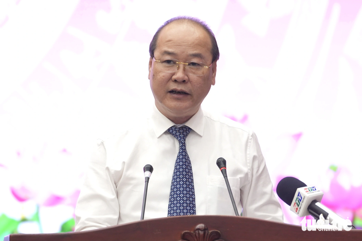 Bí thư Huyện ủy Củ Chi Nguyễn Quyết Thắng phát biểu tại hội nghị - Ảnh: HỮU HẠNH
