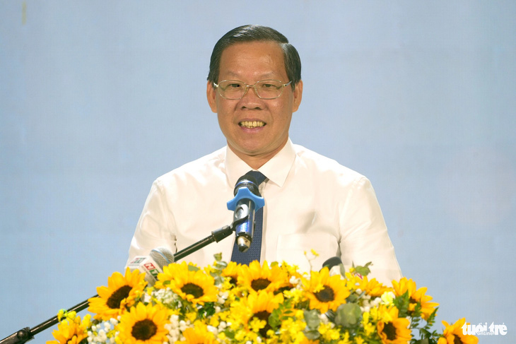 Chủ tịch UBND TP.HCM Phan Văn Mãi phát biểu tại lễ tuyên dương 