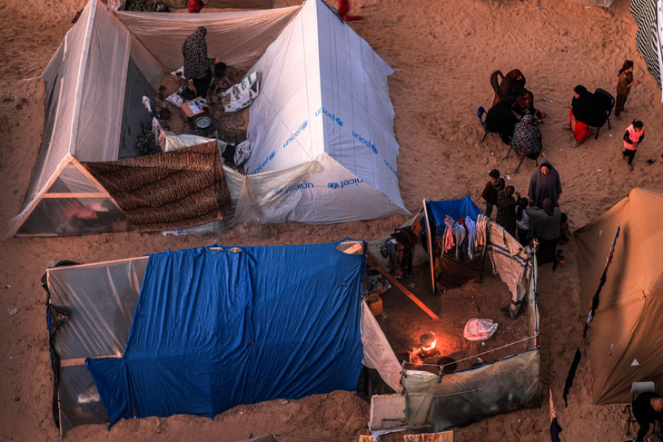 Một góc trại tị nạn của người Palestine ở Rafah, phía nam Dải Gaza, ngày 31-12-2023 - Ảnh: AFP