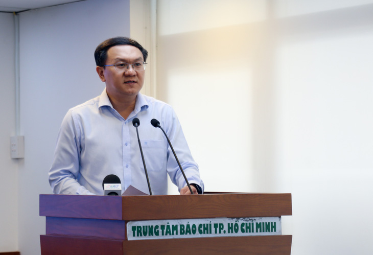 Giám đốc Sở Thông tin và Truyền thông TP.HCM Lâm Đình Thắng phát biểu - Ảnh: THẢO LÊ