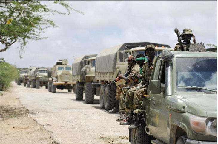 Binh sĩ quân đội Somalia được triển khai tới Barawe, dinh lũy của phiến quân al-Shabab - Ảnh: AFP/TTXVN