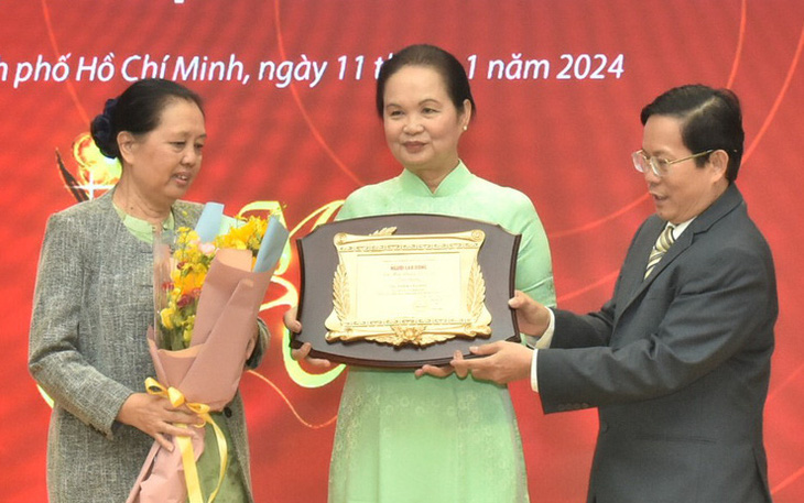 Cô đào hát đoạt giải Văn học nghệ thuật xuất sắc của Mai Vàng 2023