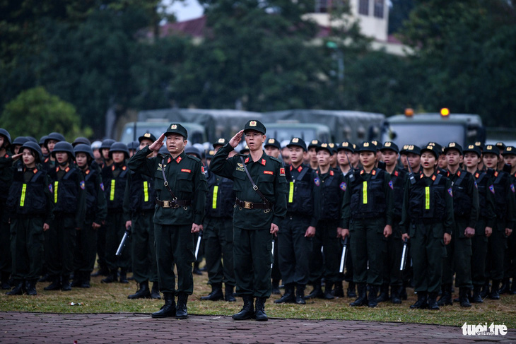 Xem cảnh sát gìn giữ hòa bình của Bộ Công an diễn tập bảo vệ yếu nhân, giải cứu con tin- Ảnh 3.
