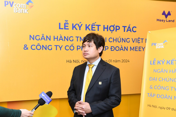 Ông Hoàng Mai Chung - chủ tịch Hội đồng Quản trị Meey Land tại lễ ký kết
