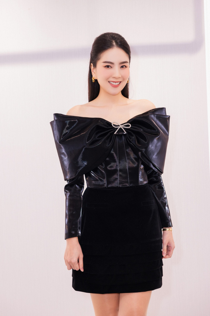 Hoa hậu Ngọc Hân ‘đọ’ sắc vóc cùng dàn mỹ nhân 9X- Ảnh 8.