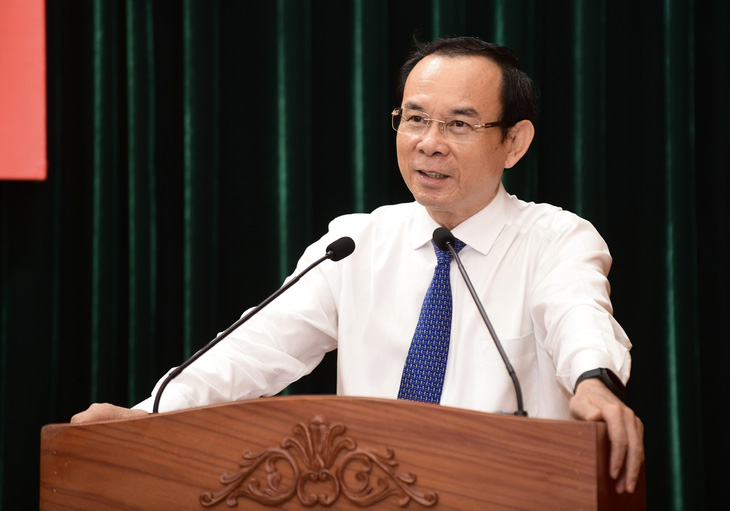 Bí thư Thành ủy TP.HCM Nguyễn Văn Nên phát biểu giao nhiệm vụ cho tân bí thư Quận ủy quận 3 tại buổi trao quyết định - Ảnh: Q.ĐỊNH