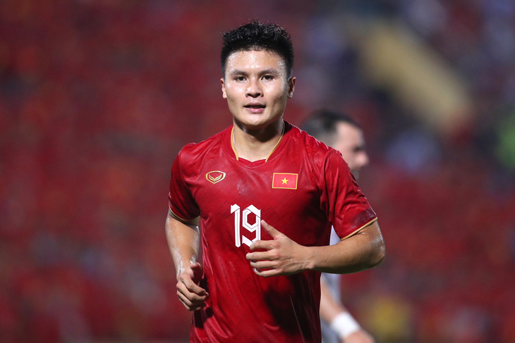 Quang Hải không có tên trong đội hình ra sân của đội tuyển Việt Nam - Ảnh: HOÀNG TÙNG