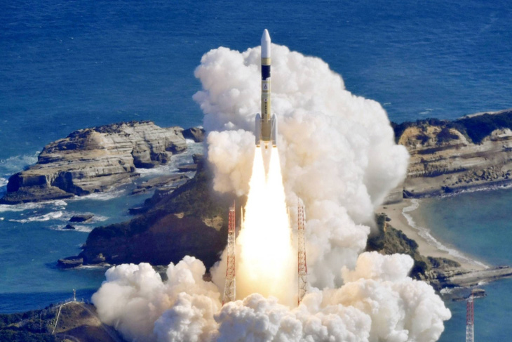 Nhật phóng tên lửa, cuộc đua vệ tinh do thám ở châu Á nóng lên
