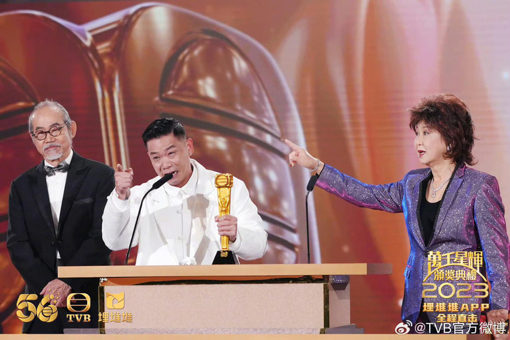 Lâm Tử Thiện bật khóc khi được khán giả đón nhận, bình chọn để anh được xướng tên ở hạng mục Nam diễn viên phụ xuất sắc
