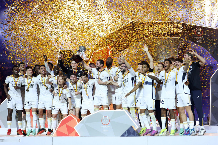 Real Madrid giành chức vô địch Siêu cúp Tây Ban Nha - Ảnh: GETTY