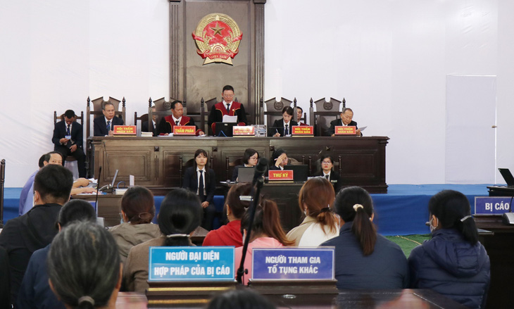 Hội đồng xét xử khai mạc phiên tòa - Ảnh: TTXVN