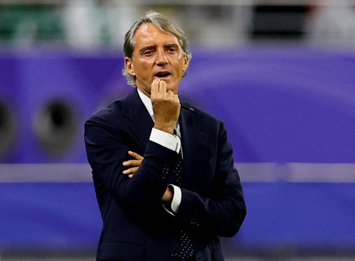 HLV Mancini không hài lòng với nhiều cầu thủ Saudi Arabia - Ảnh: REUTERS
