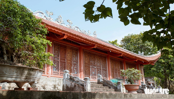 Có nhiều ngôi đền được lập nên quanh các biến cố ở Lam Thành và các vùng phụ cận - Ảnh: ĐẬU DUNG