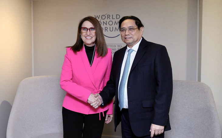 Thủ tướng Phạm Minh Chính và Tổng Thư ký Hội nghị Liên Hợp Quốc về Thương mại và Phát triển (UNCTAD) Rebeca Grynspan - Ảnh: BAOCHINHPHU.VN