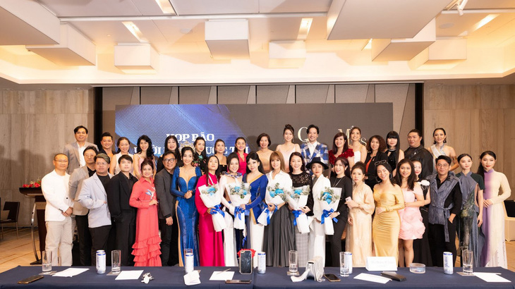 Thành viên ban giám khảo và ban tổ chức cuộc thi. Đêm chung kết Miss Glam Business sẽ tổ chức tại Hàn Quốc.