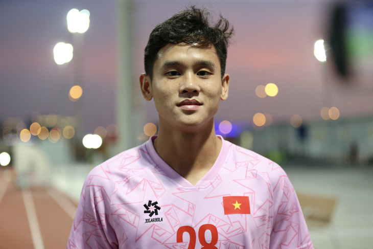 Hậu vệ trái Võ Minh Trọng là cầu thủ lứa U23 có suất đá chính trong màu áo đội tuyển Việt Nam tại Asian Cup 2023 - Ảnh: HOÀNG TUẤN