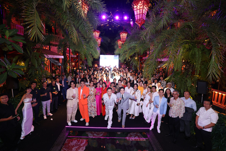Hơn 200 doanh nhân, nghệ sĩ hội tụ tại sự kiện DatVietVAC Winter Sonata 2nd Interlude và Nam Phuong Foundation 10th Anniversary