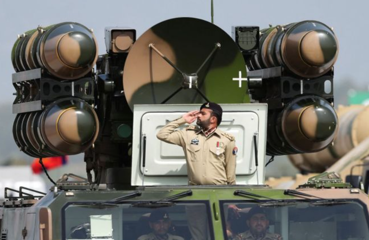 Binh sĩ Pakistan trong một cuộc duyệt binh ở thủ đô Islamabad - Ảnh: REUTERS