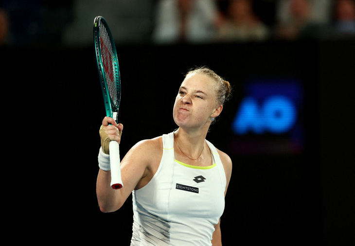 Anna Blinkova chiến thắng trận tie break đơn dài nhất lịch sử Grand Slam - Ảnh: REUTERS