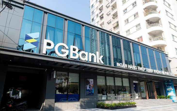 Xuất hiện ngân hàng báo lỗ đầu tiên, TPBank lãi cũng "bốc hơi" mạnh