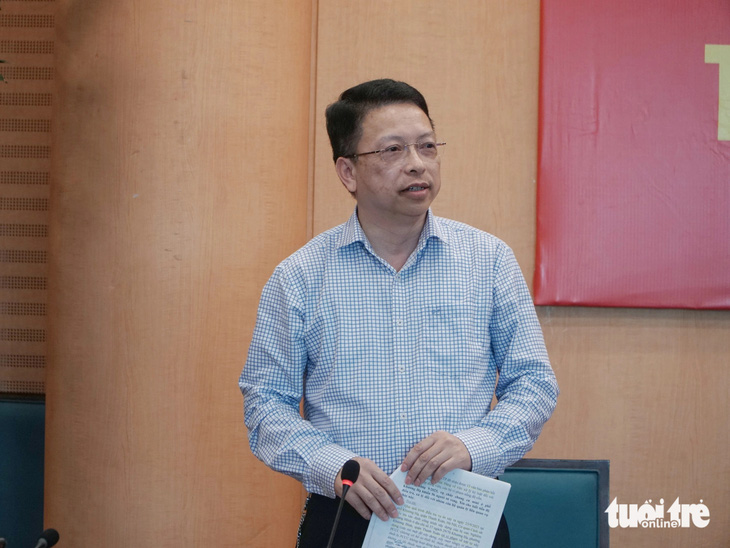Thiếu tướng Nguyễn Hồng Ky - phó giám đốc Công an TP Hà Nội - trả lời câu hỏi của Tuổi Trẻ - Ảnh: PHẠM TUẤN