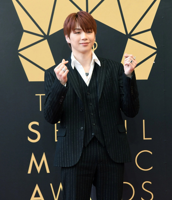 Kang Daniel trên thảm đỏ Seoul Music Awards - Ảnh: Star News