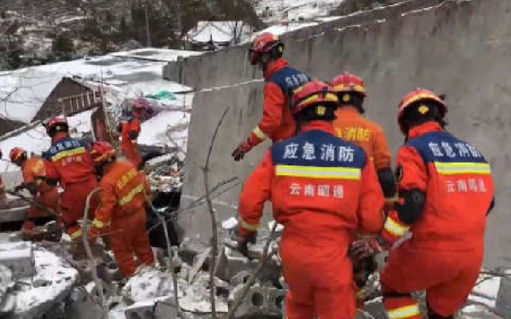 Lở đất ở Trung Quốc, 47 người bị vùi lấp