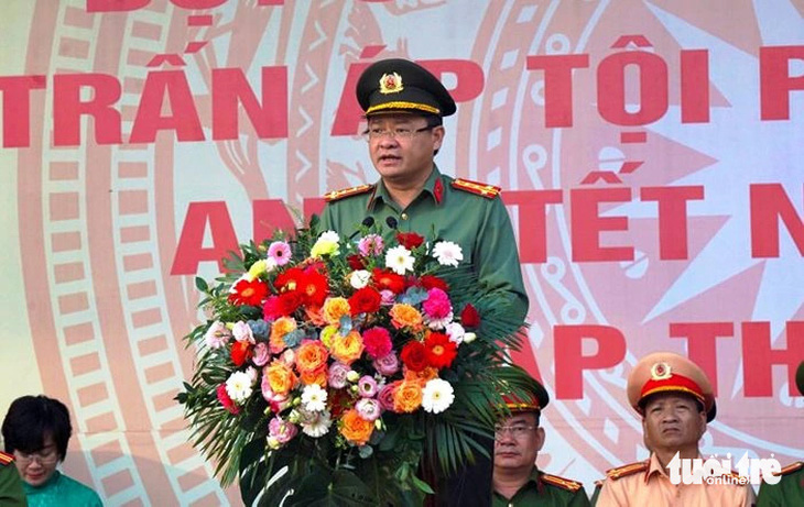 Sau một tuần công bố số điện thoại đường dây nóng, giám đốc Công an tỉnh Thừa Thiên Huế cho biết phần lớn nhận được toàn tin &quot;gì đâu&quot; hơn là tin nhắn phản ánh về an ninh trật tự - Ảnh: TRẦN HỒNG