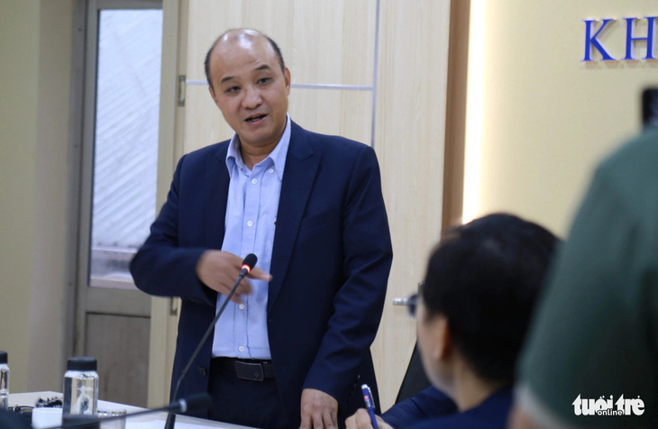 Ông Lê Quang Nam - phó chủ tịch UBND TP Đà Nẵng - cho biết đang gặp trở ngại trong việc giải quyết hạ tầng kỹ thuật để phủ sóng di động trên tuyến đường cao tốc La Sơn - Túy Loan - Ảnh: ĐOÀN NHẠN