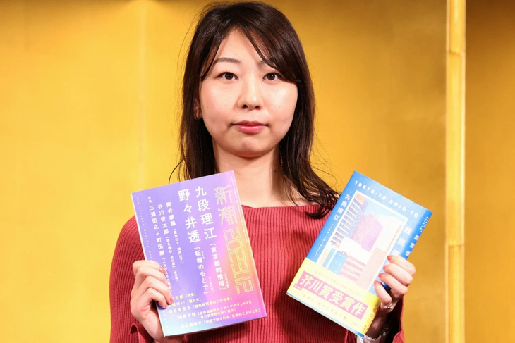 Nữ nhà văn Rie Kudan tại lễ trao giải Akutagawa - Ảnh: CNN