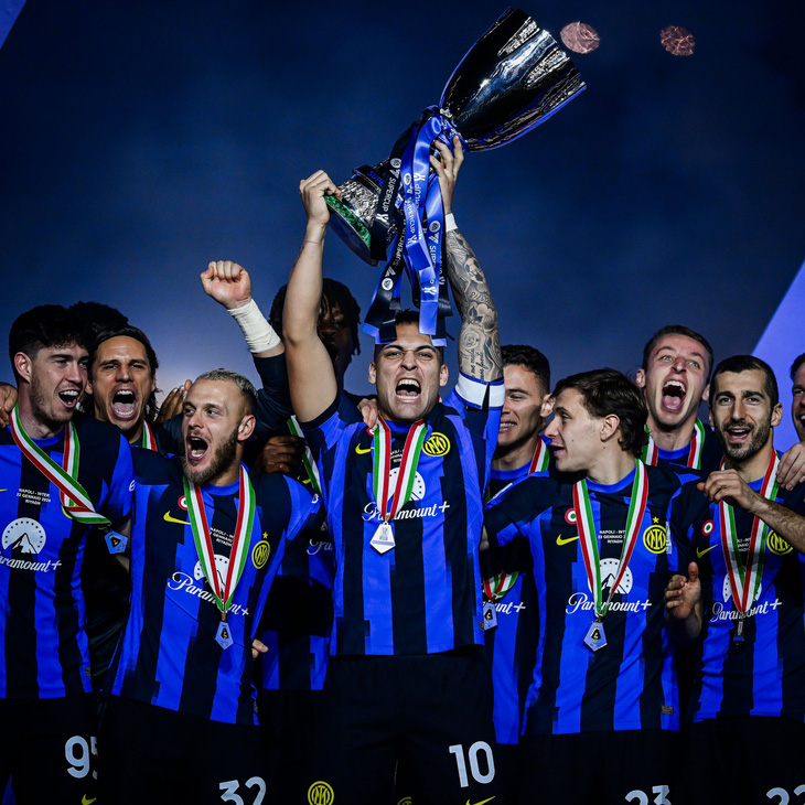 Inter Milan lần thứ ba liên tiếp đoạt Siêu cúp Ý - Ảnh: Getty