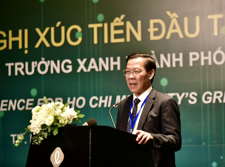 Chủ tịch UBND TP.HCM Phan Văn Mãi phát biểu tại hội nghị - Ảnh: T.T.D. 