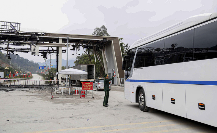 Khu vực cổng barie tự động xảy ra cháy tại cửa khẩu Hữu Nghị, Lạng Sơn - Ảnh: DŨNG TRÍ