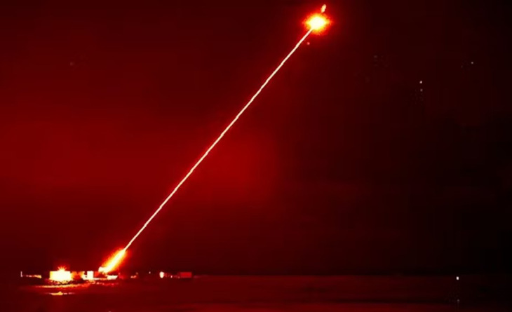 Bắn thử hệ thống laser Dragonfire  -  Ảnh: UK MINISTRY OF DEFENCE
