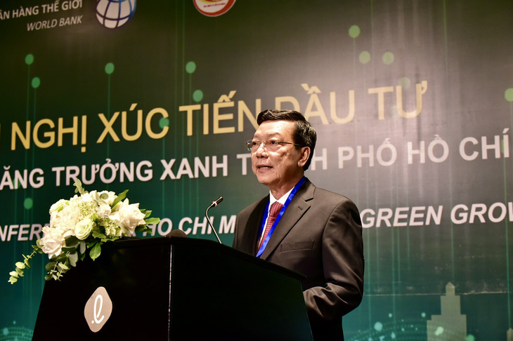 Chủ tịch UBND huyện Cần Giờ Nguyễn Văn Hồng phát biểu tại hội nghị - Ảnh: T.T.D 