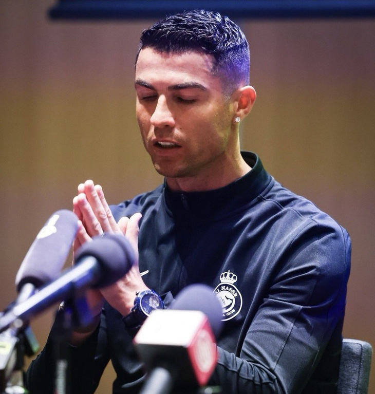 Ronaldo xin lỗi người hâm mộ - Ảnh: X